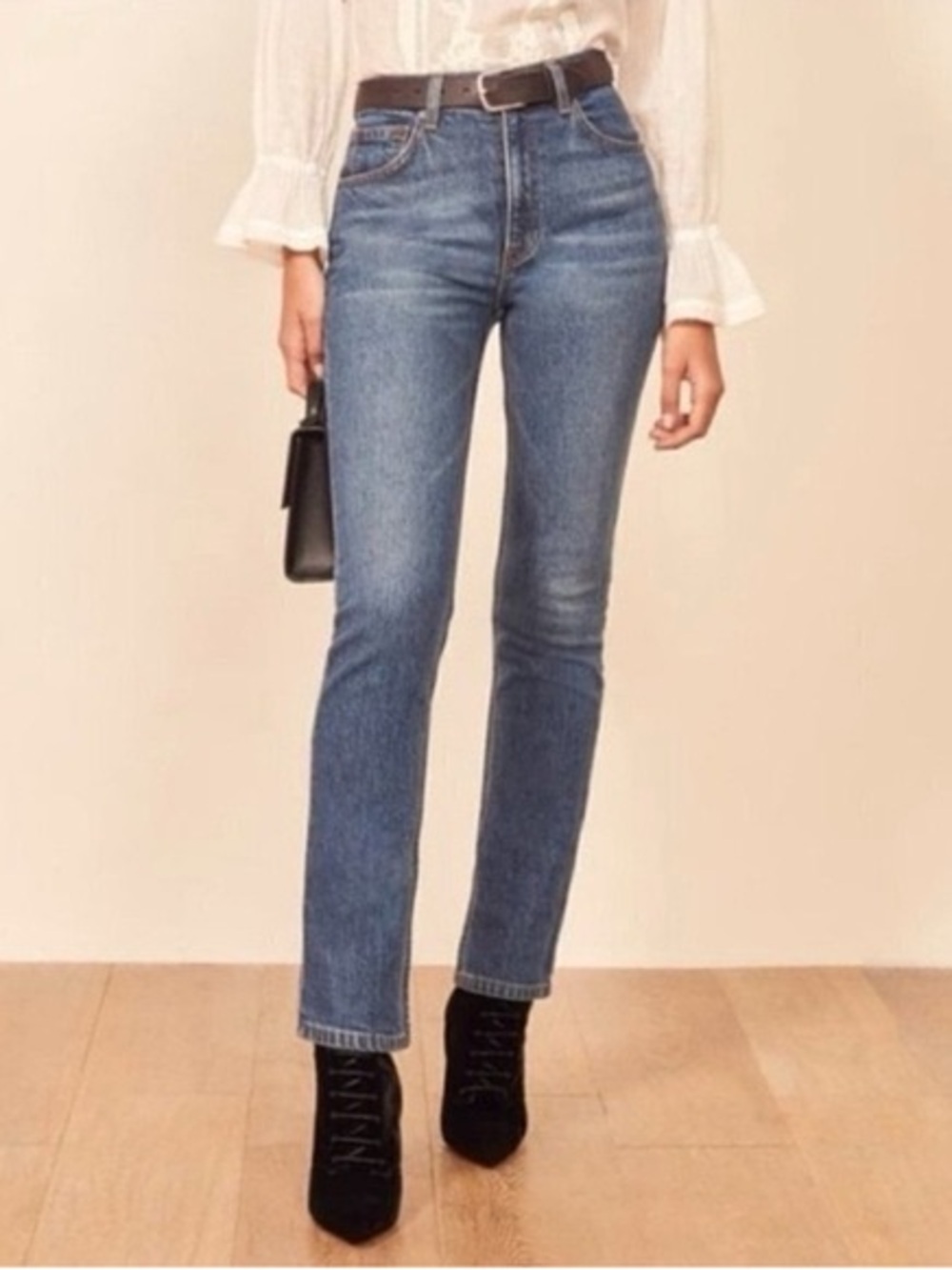 Reformation Liza hi rise straight jeans in Laguna wash size 25